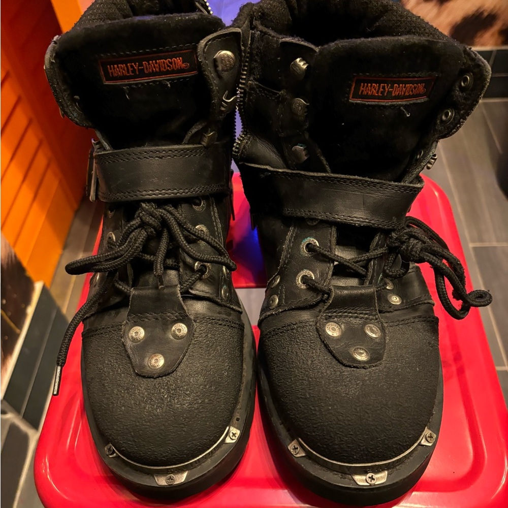 Harley davidson boots in very good condition